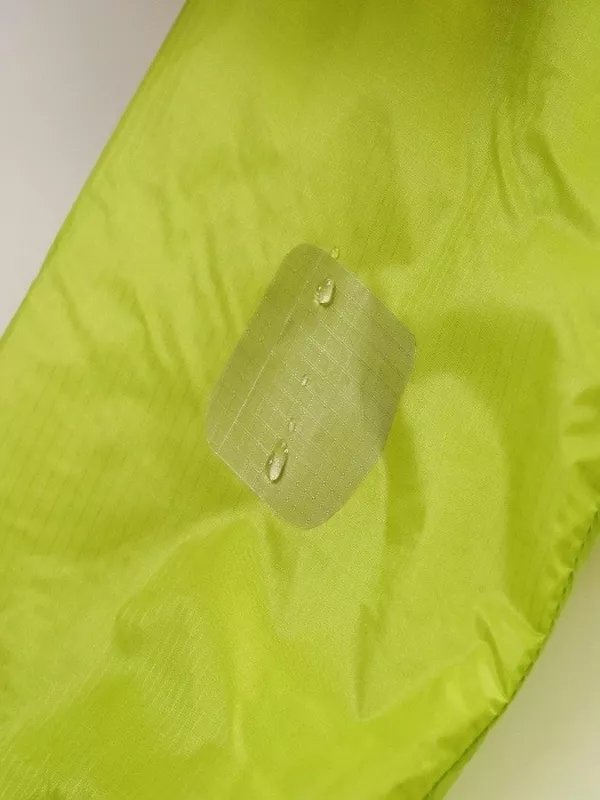 Zdjęcie 3 produktu Zestaw łatek naprawczych GearAid Tenacious Tape SilNylon Patches