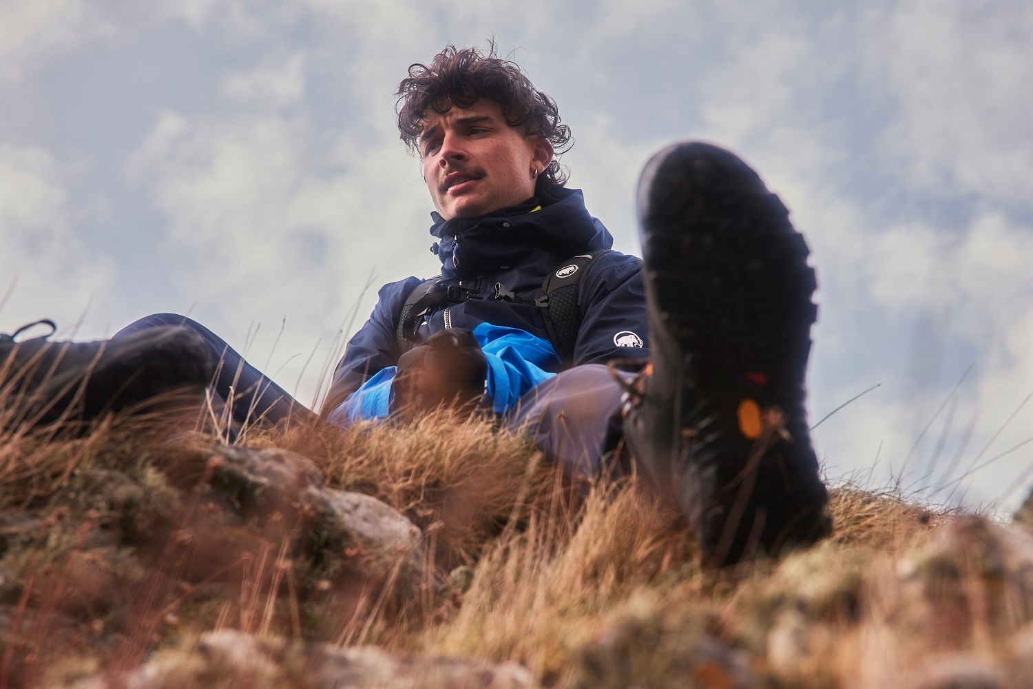 Jakie buty do chodzenia po górach wybrać? Poradnik