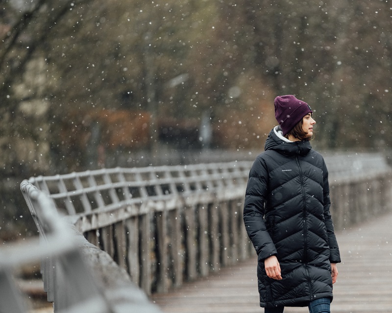najlepsze płaszcze puchowe damskie